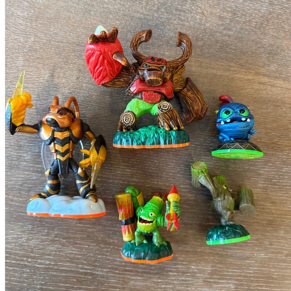 Skylanders Figure LOT of 5 pieces WiiU PS3 PS4 XBOX 360